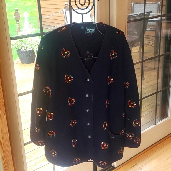 Geiger Austria Sz. 40 M L Embroidered Art 100% Boiled Navy Blue Wool Cardigan - Picture 2 of 12